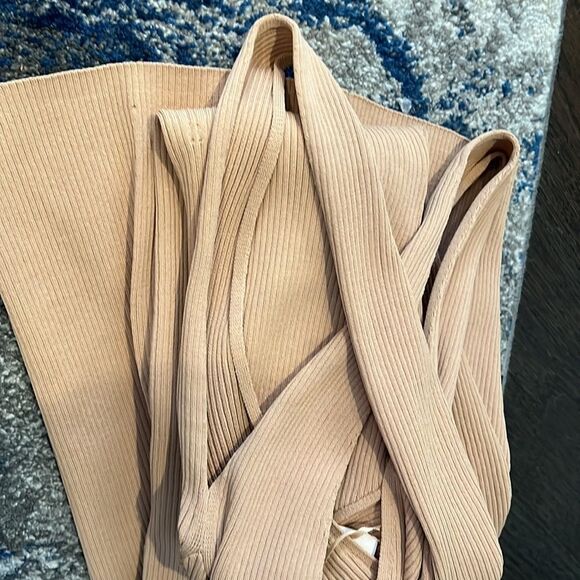 Line and Dot Dre Crisscross Midi Dress - Medium - Picture 12 of 12